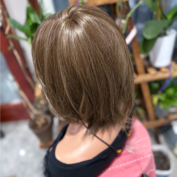 Belle tress “Mallorca” wig in color Coolest ash brown monofilament lace front - Picture 4 of 8